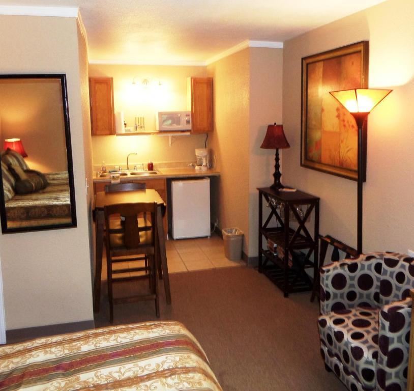 Eureka Suites Eureka Springs Ruang foto