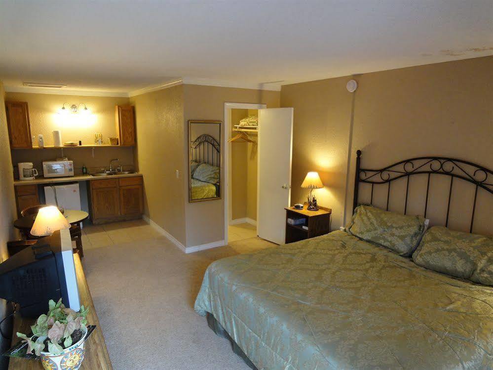Eureka Suites Eureka Springs Bagian luar foto